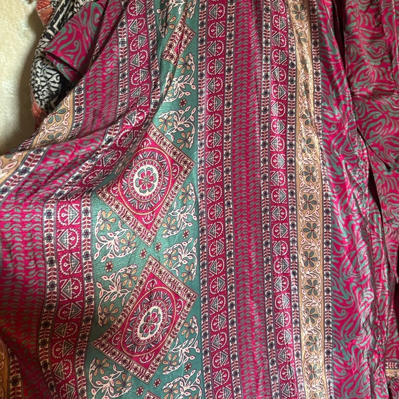 Kantha Bae Ruffle Kimono - Picture 5 of 7